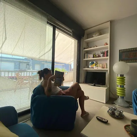 Guesthouse38 阿尔盖罗